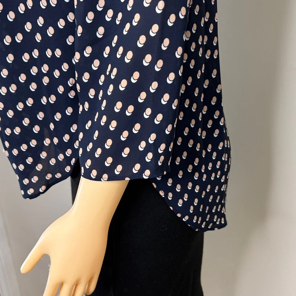 Ann Taylor Blouse Size Small - Picture 7 of 15